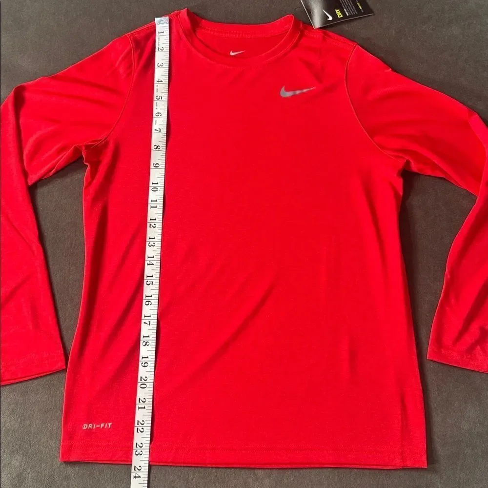 Nike Dry Boys Red Training Top Long Sleeve Athletic Fit Size L 840177-657 NWT